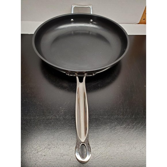 Cuisinart Kitchen Cuisinart 2 Inch Skillet With Helper Model 722
